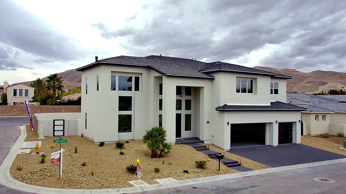 Custom home built by Custom Builds LLC