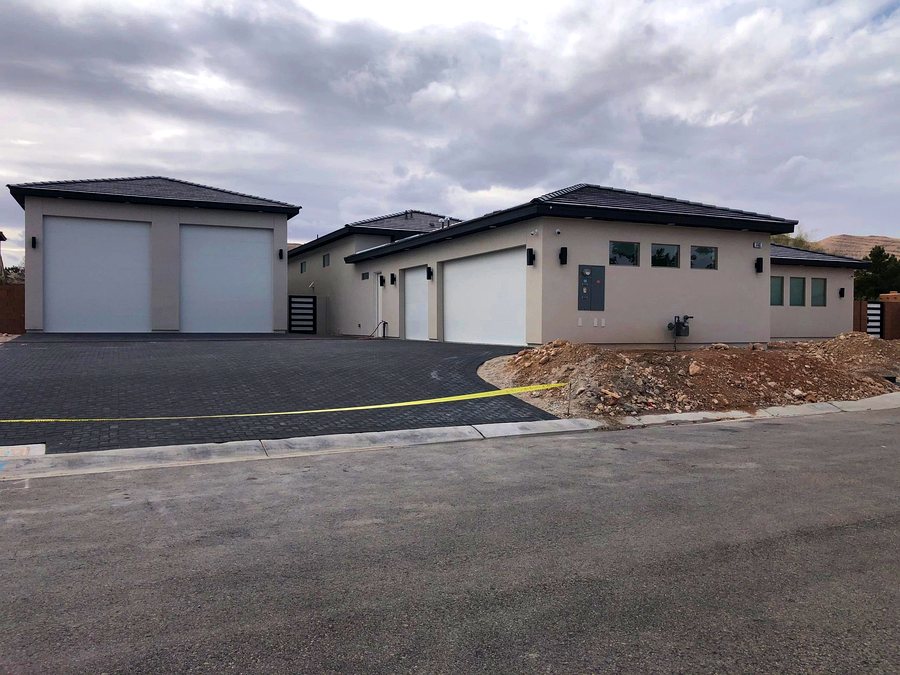 Driveway and multi-bay garage frontage